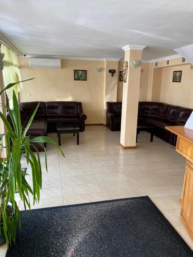 Еника Hotel Варна Екстериор снимка